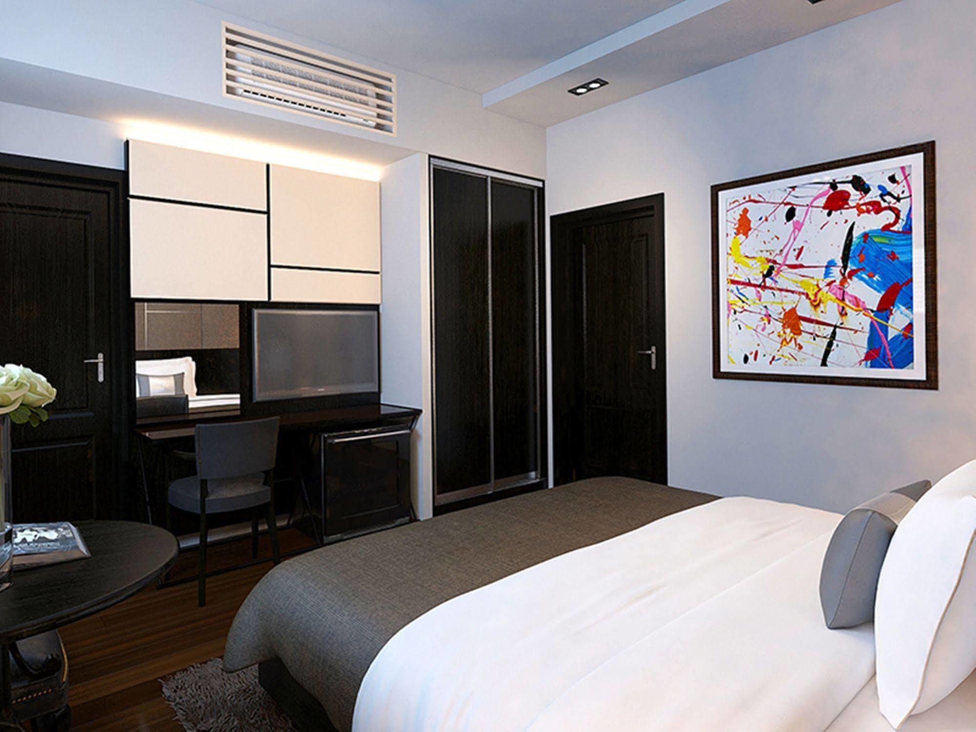 La Sante Hotel & Spa Hanoi Exterior photo